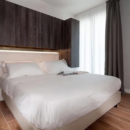Residence Ten Suite *