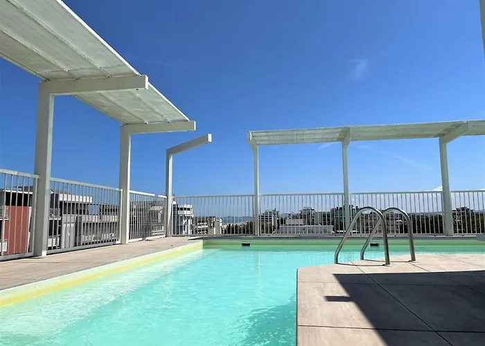 Residence Ten Suite Apartman *