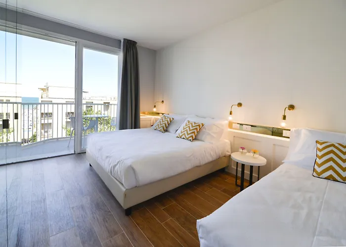 Residence Ten Suite Римини