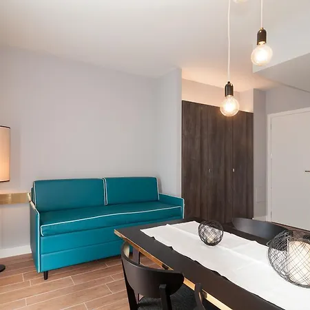 Residence Ten Suite * ريميني